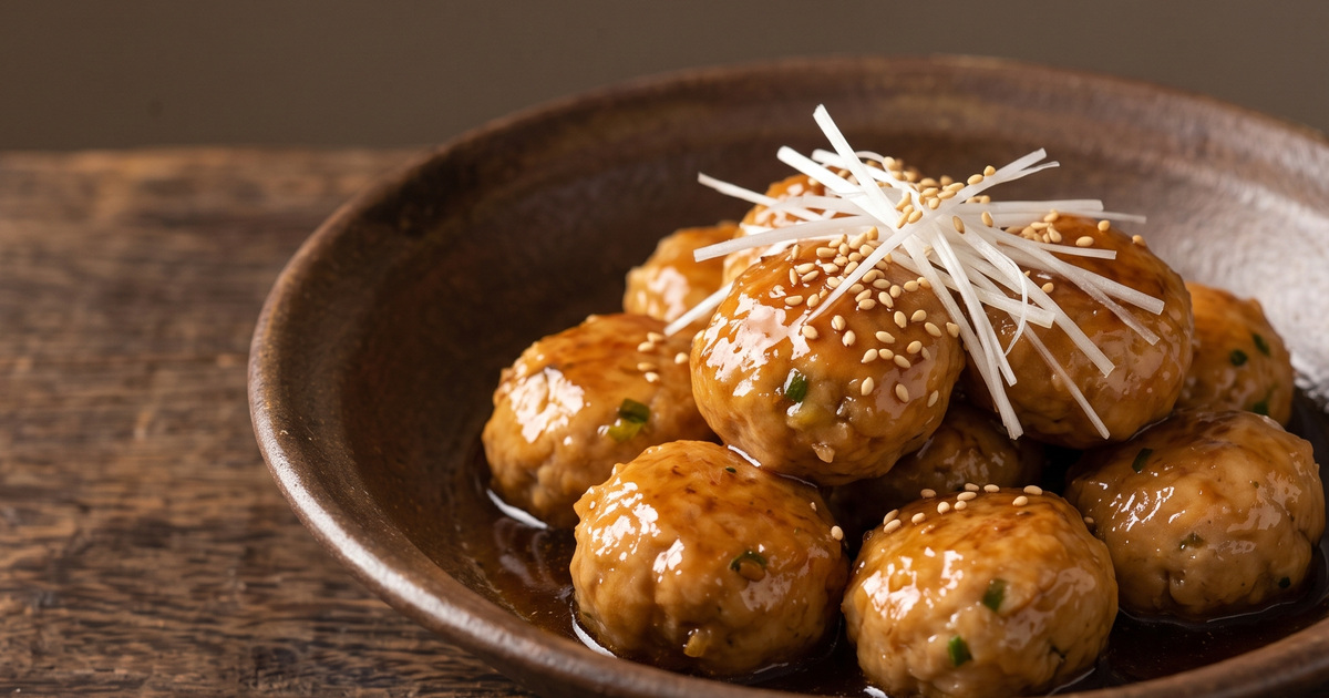 鶏団子の照り煮の料理写真